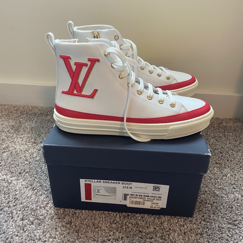 Louis Vuitton Sneakers